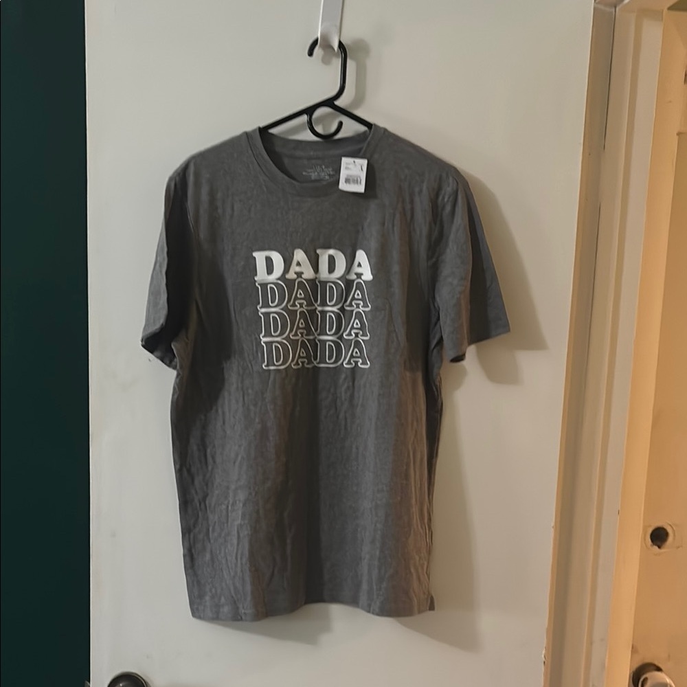 “Dada” Gray Short Sleeve Tee Casual Comfort
